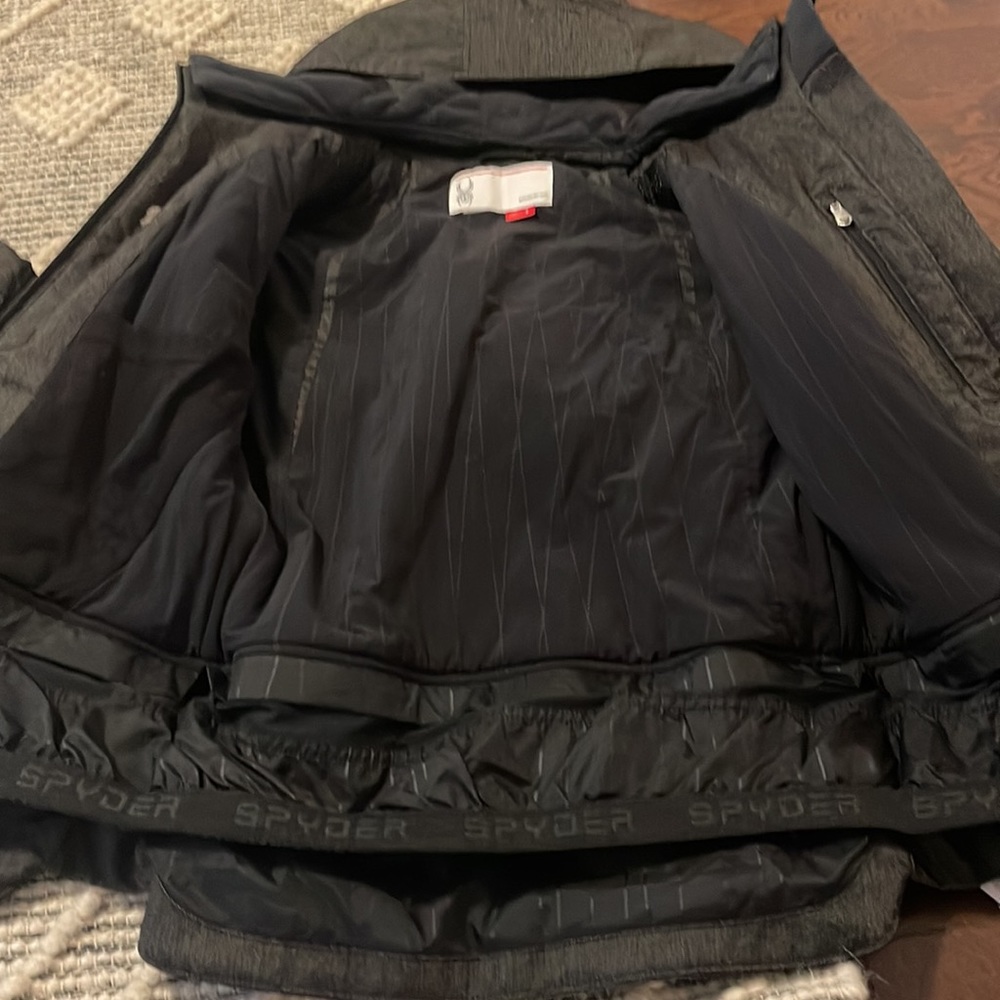 Spyder ski jacket - Picture 9 of 10